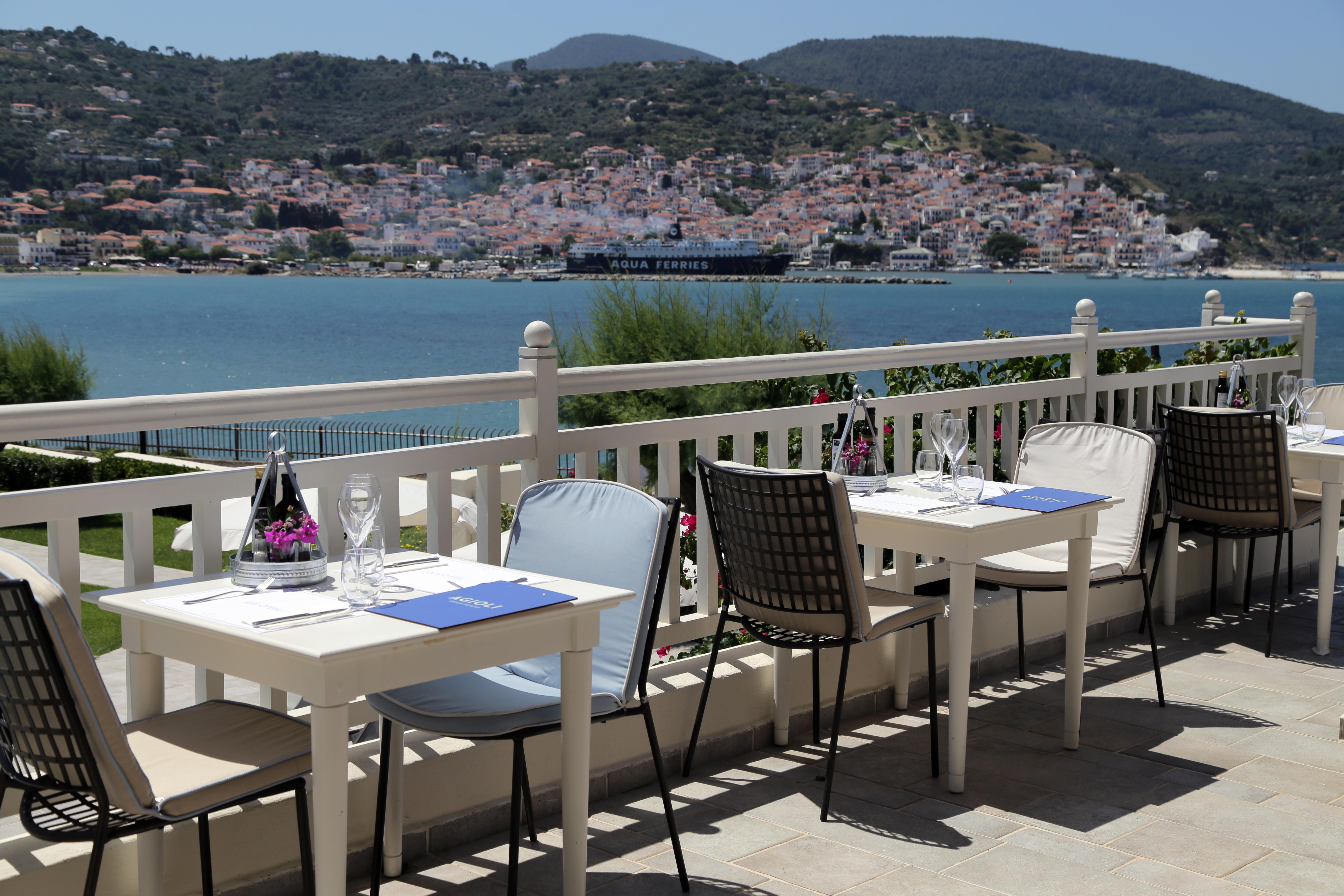 Skopelos Village Hotel Экстерьер фото